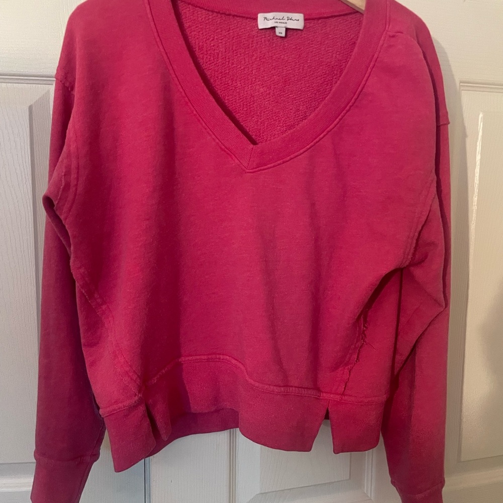Michael Starr Camila, V-neck sweatshirt from Evereve in pink extra small - Picture 4 of 8